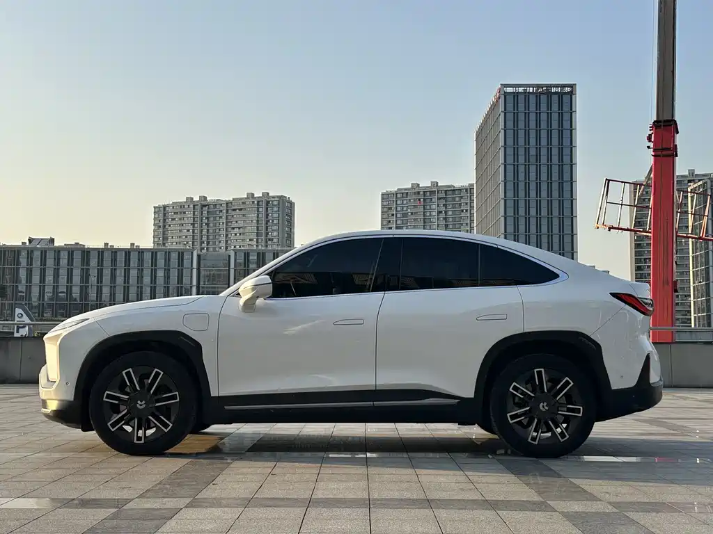 NIO EC6 — миниатюра 16