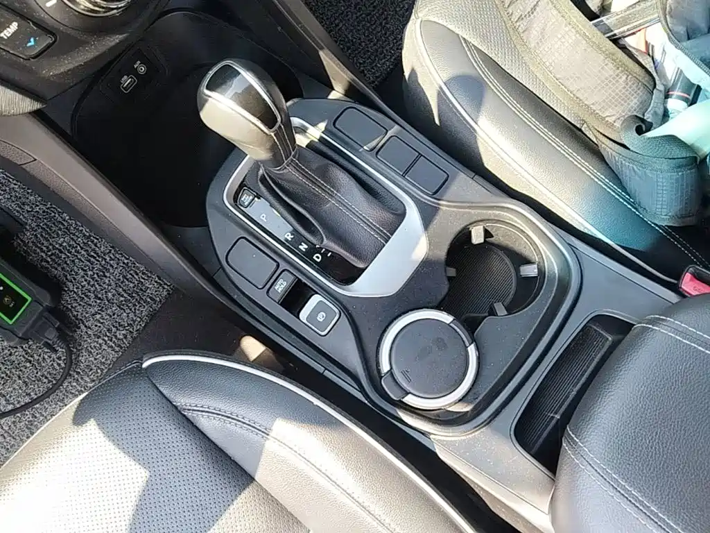 Hyundai Santa Fe — миниатюра 14