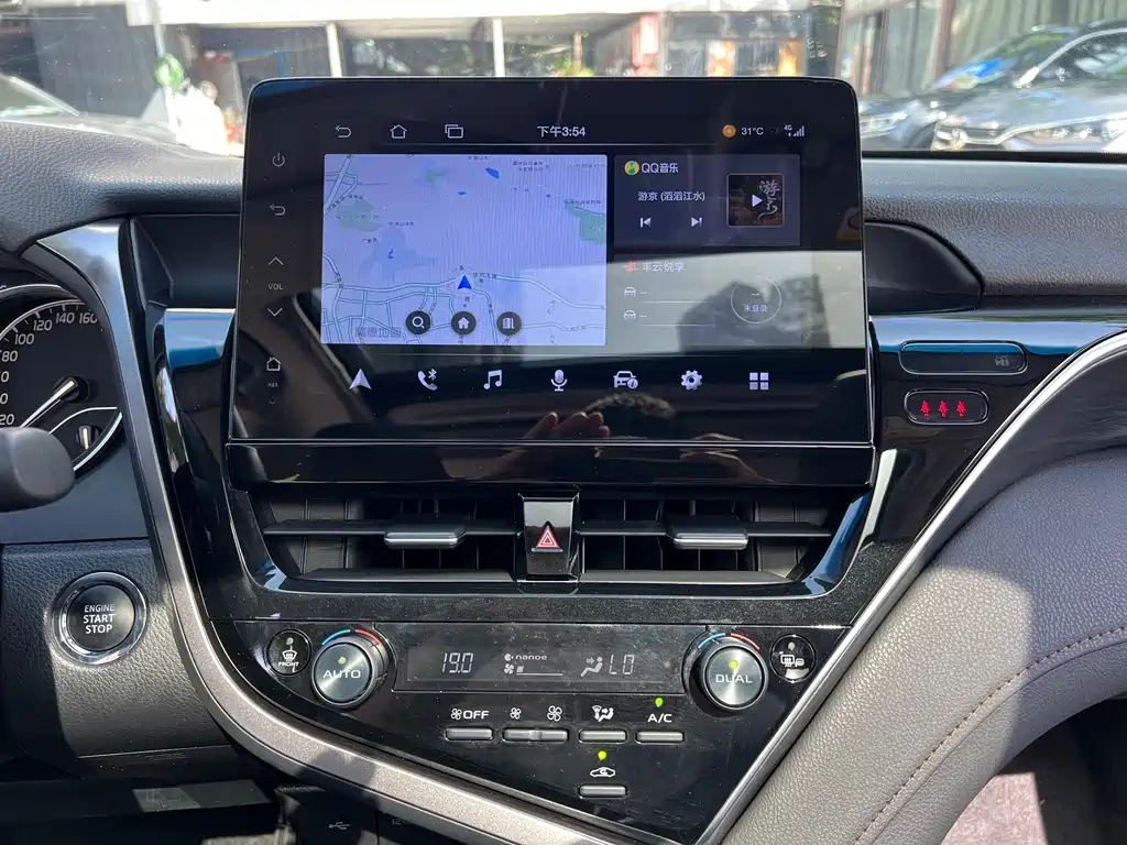 Toyota Camry 2.0G Luxury Edition, фото 15