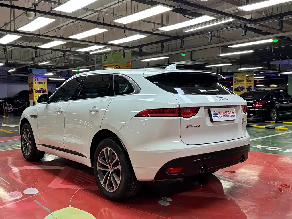 JAGUAR F PACE