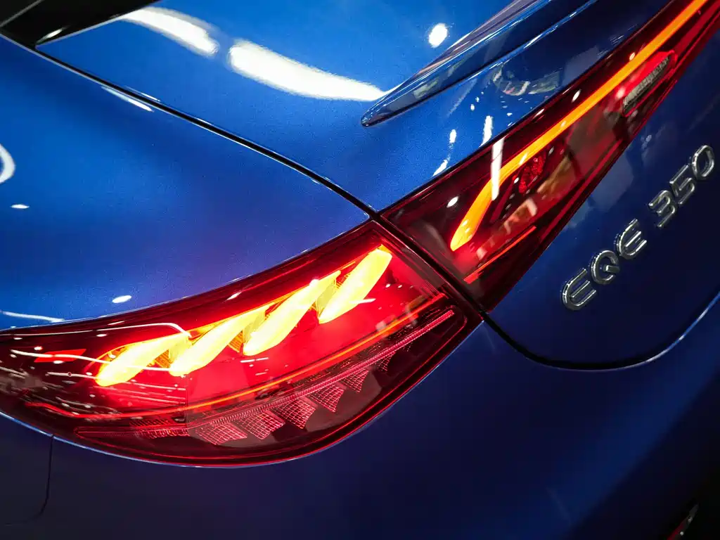 Mercedes-Benz EQE — миниатюра 10