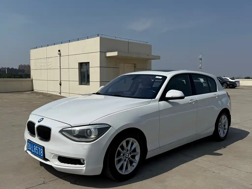 BMW 1 Series (Import) 2013