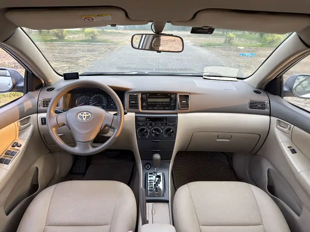 Toyota Corolla — миниатюра 7