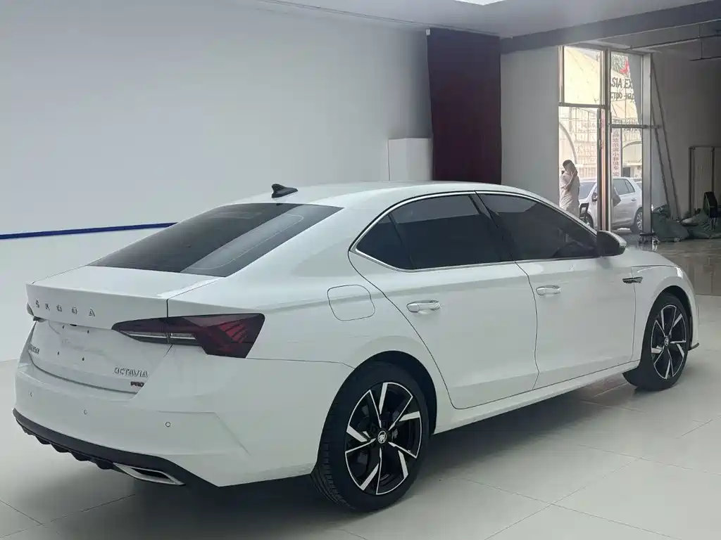 Skoda Octavia 2023 PRO TSI280 Premium