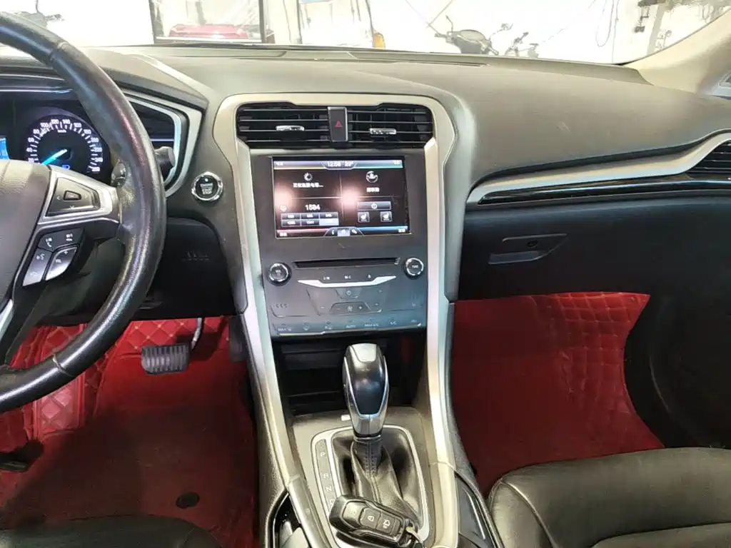 Ford Mondeo — миниатюра 13