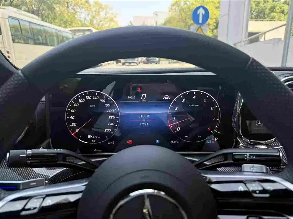 Mercedes-Benz C-Class — миниатюра 8
