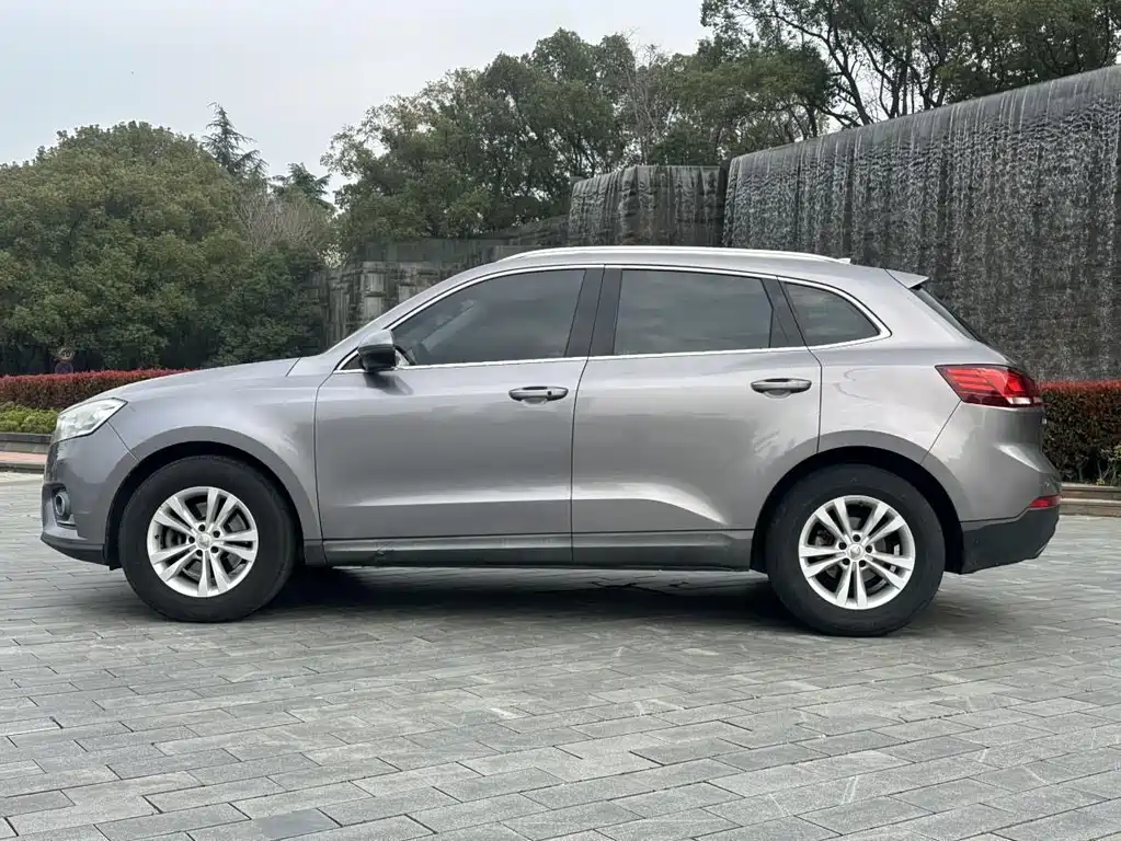 Borgward BX7 — миниатюра 4