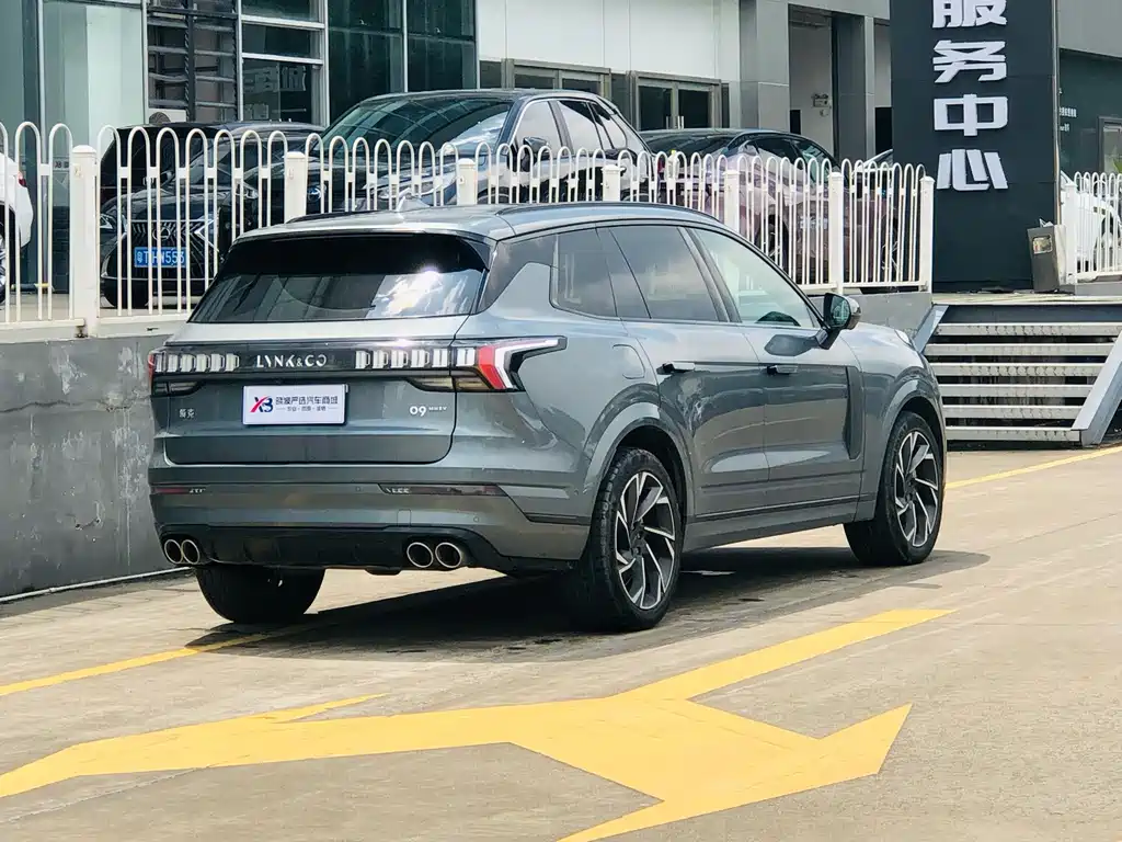 Lynk & Co 09 — миниатюра 4
