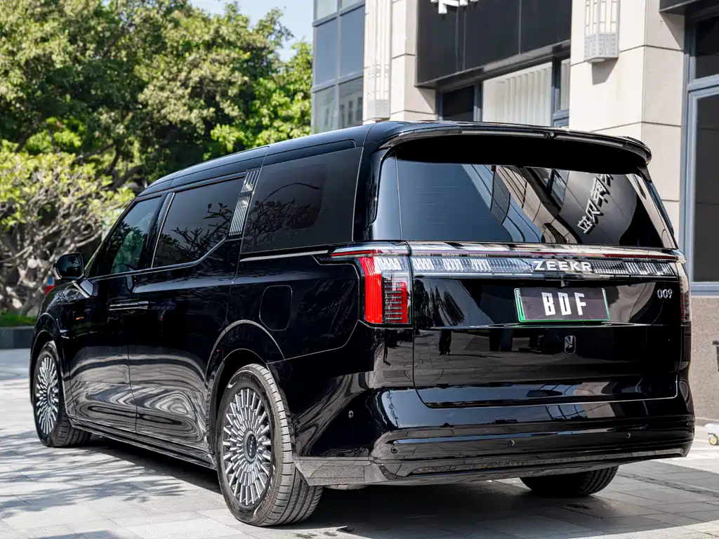 ZEEKR EXTREME KRYPTON 009