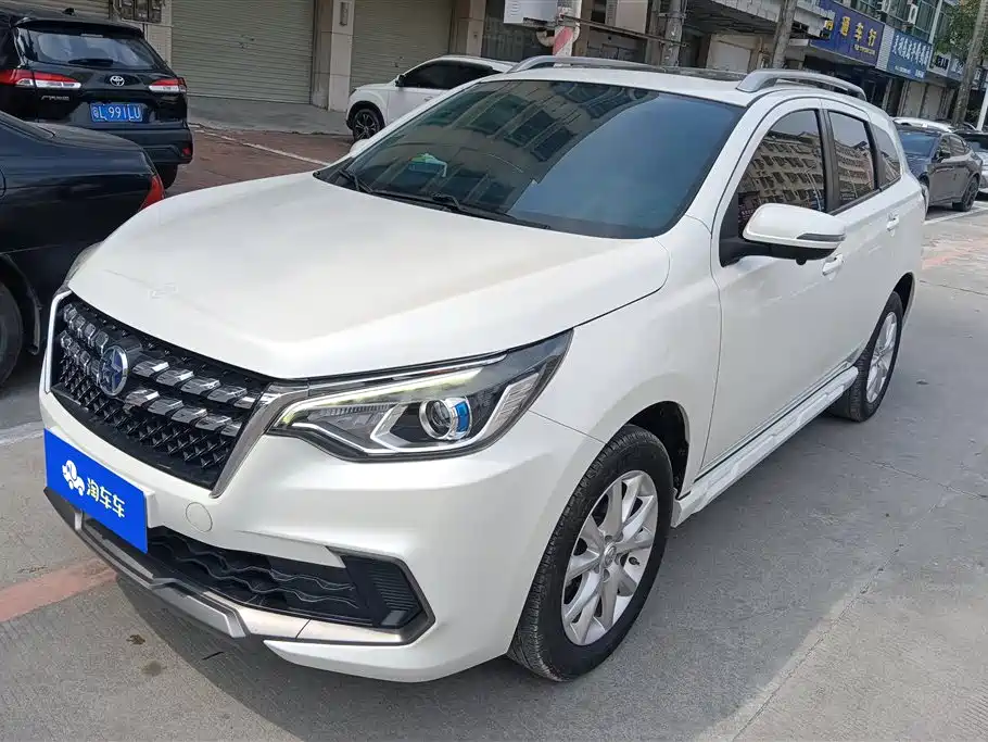 Venucia T70 2019