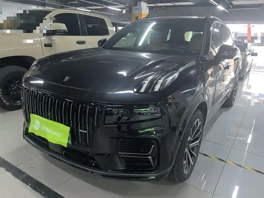 Lynk & Co 09 EM-P 2025