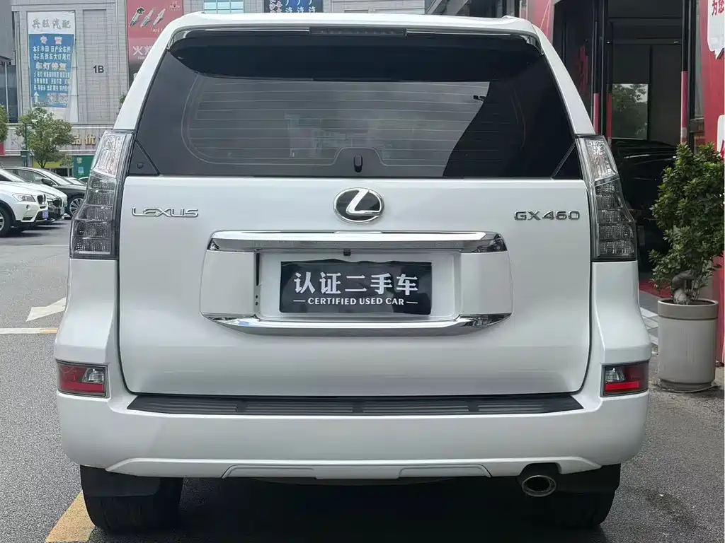Lexus GX — миниатюра 10