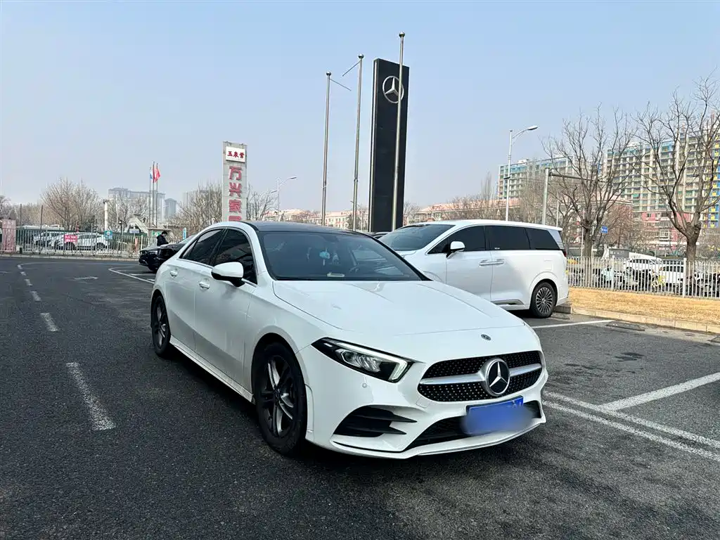 MERCEDES-BENZ A CLASS