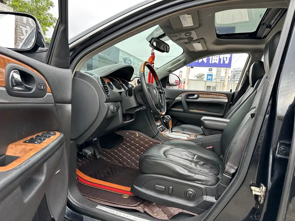 Buick Enclave — миниатюра 9