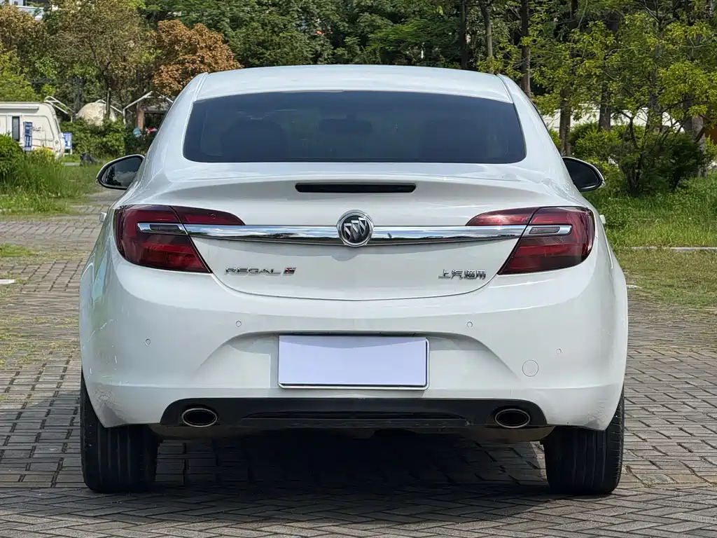 Buick Regal — миниатюра 9