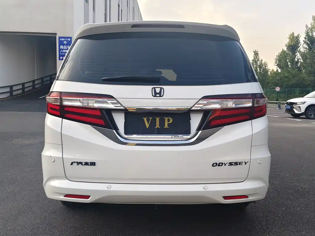 Honda Odyssey 2018 2.4L Luxury