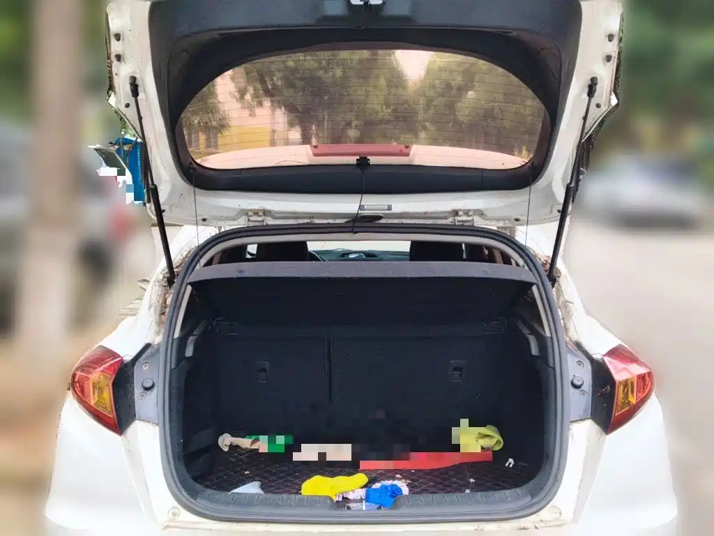 Changan Eado XT — миниатюра 20