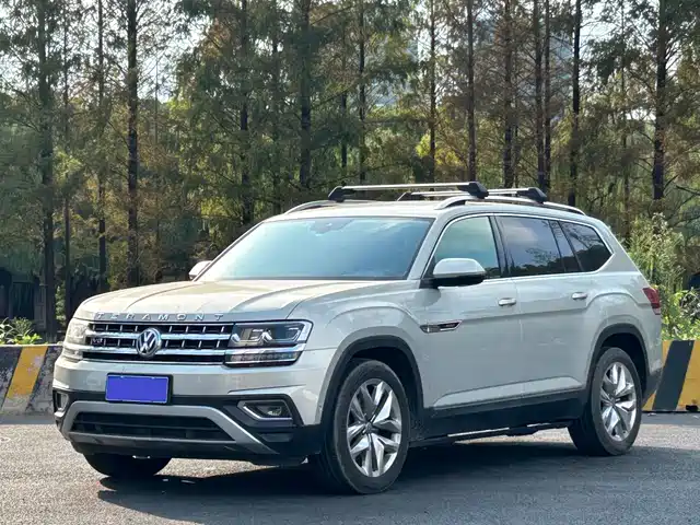 VOLKSWAGEN TOURANG 2017