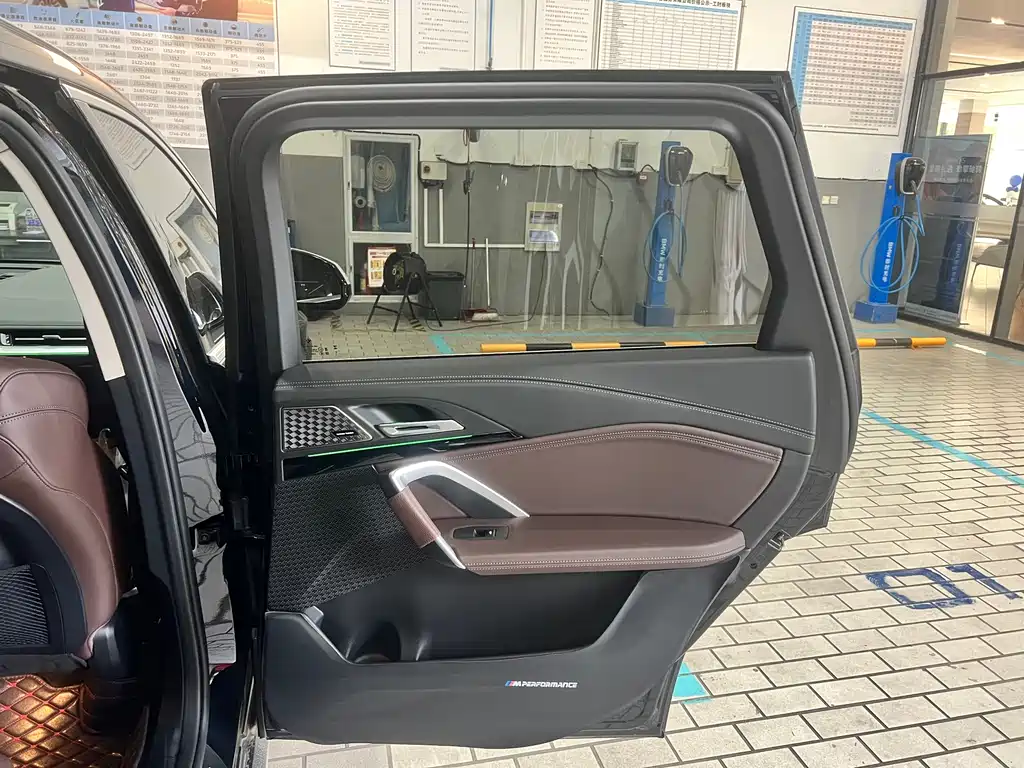 BMW X1 — миниатюра 13