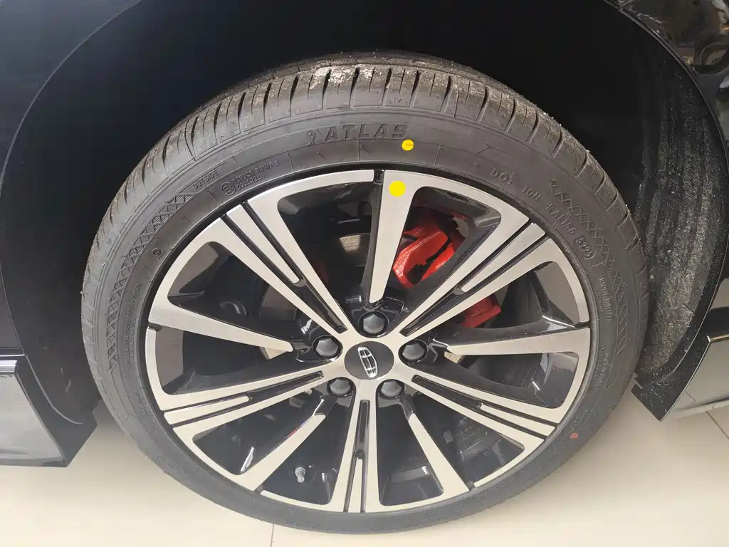 GEELY AUTOMOBILE XINGRUI