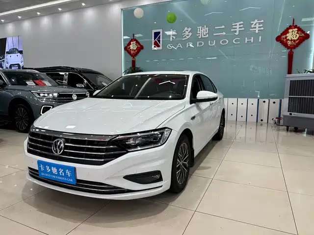 VOLKSWAGEN SAGITAR 2021
