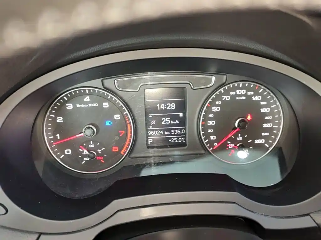 Audi Q3 — миниатюра 12