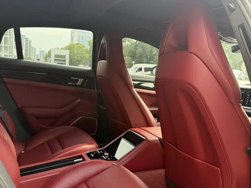 Porsche Panamera — миниатюра 6