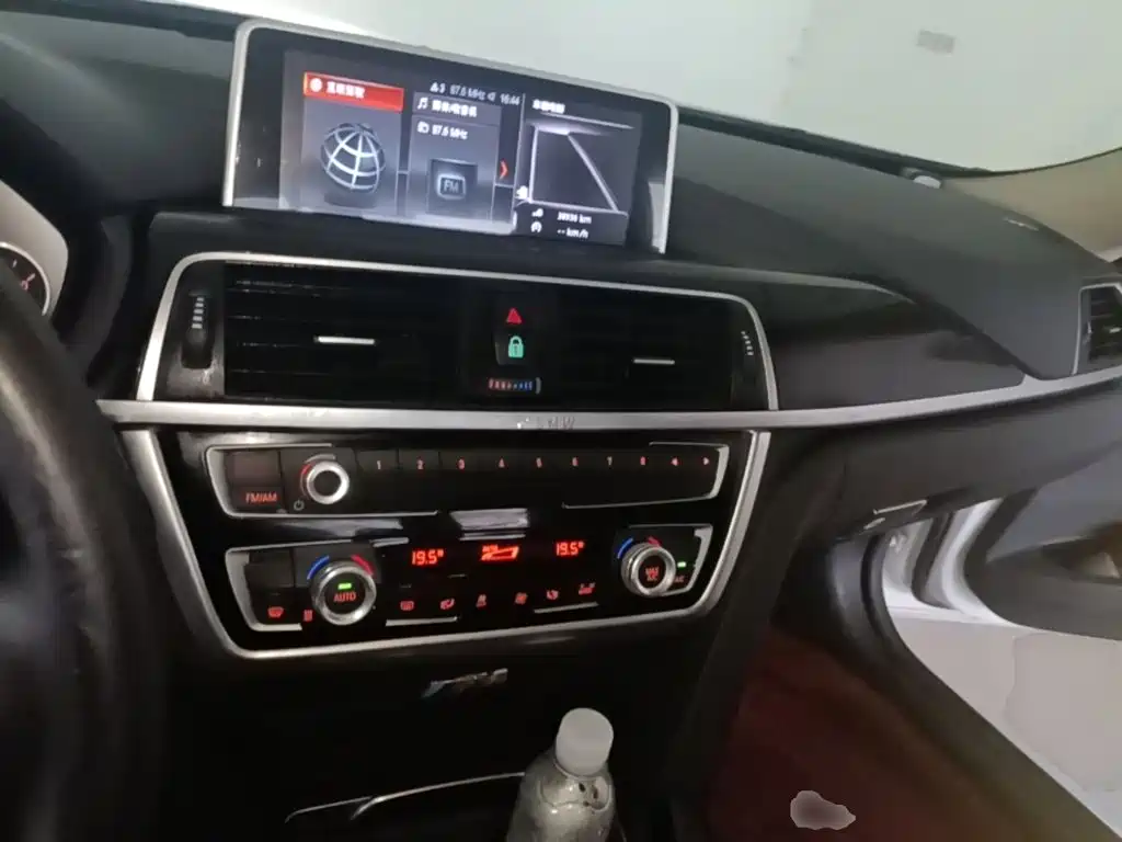 BMW 3 Series — миниатюра 10