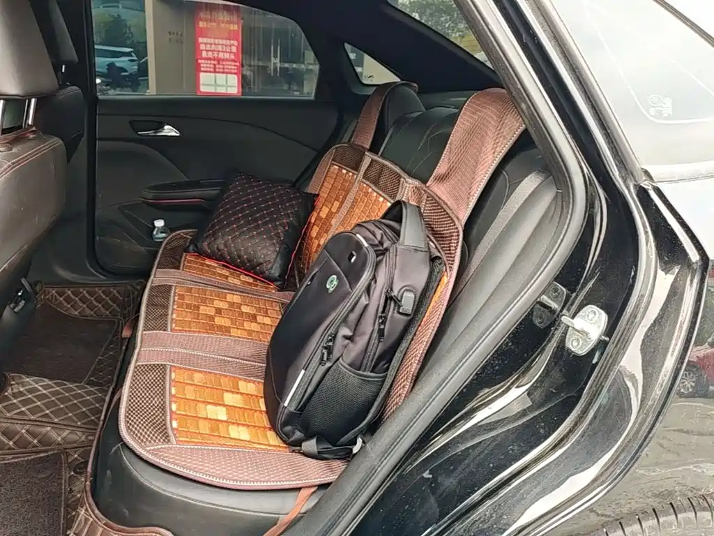 Chevrolet Monza — миниатюра 17