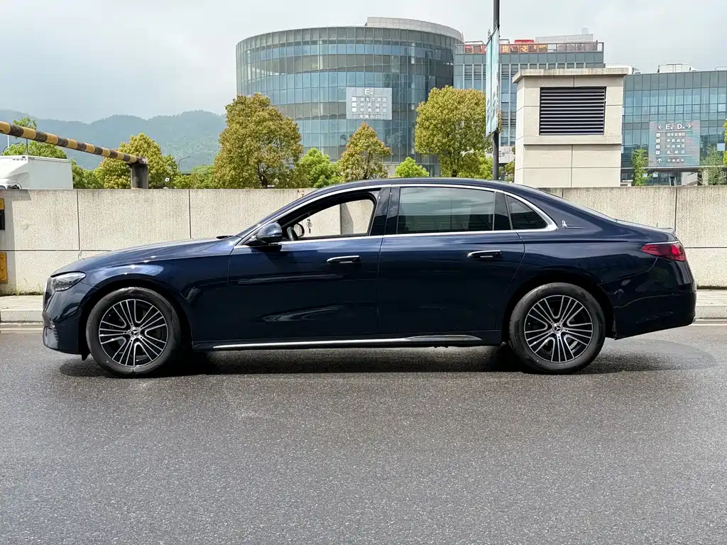 Mercedes-Benz E-Class E 2024 E 260 L