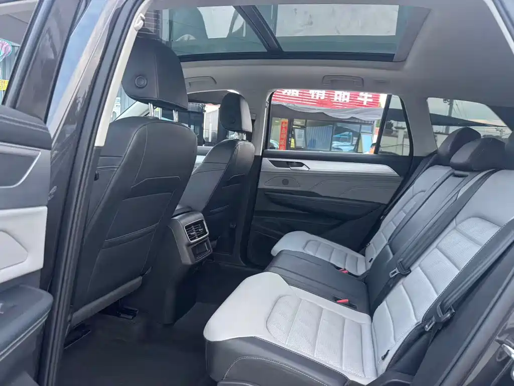 Volkswagen Tavendor — миниатюра 6