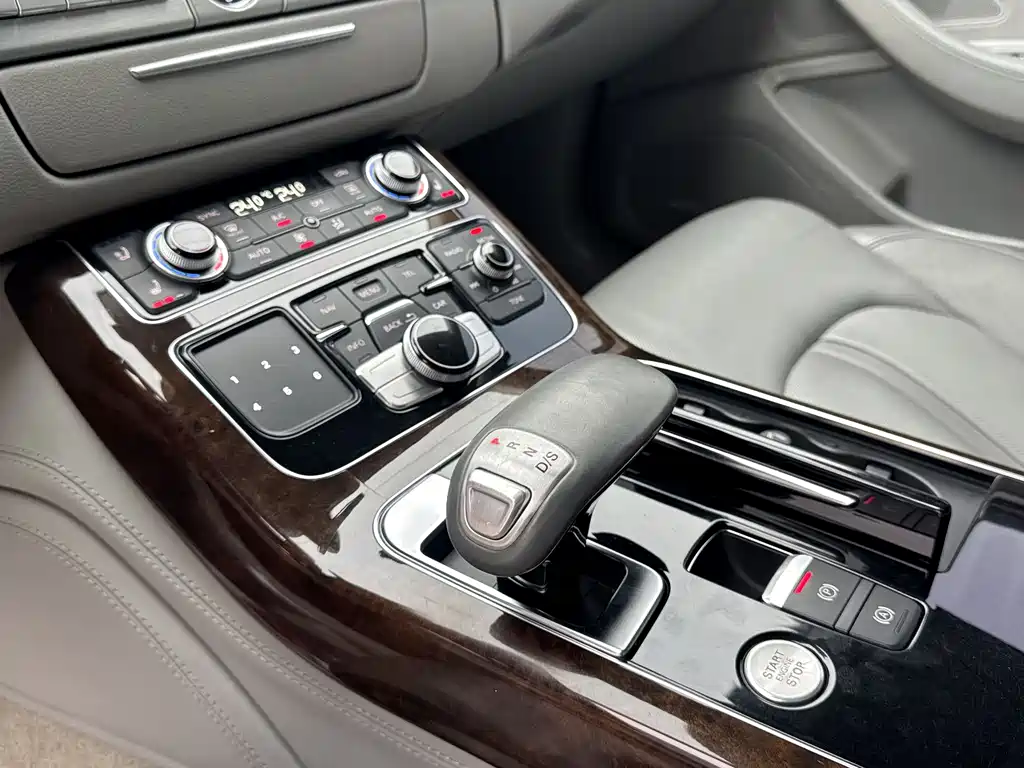 Audi A8 2013 A8L 45 TFSI quattro Luxury
