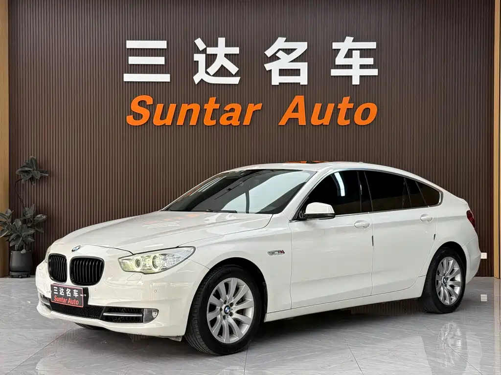 BMW 5 Series GT 2013