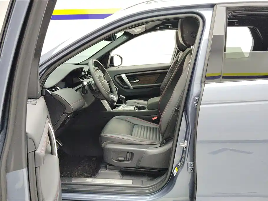 LAND ROVER DISCOVER SPORTS