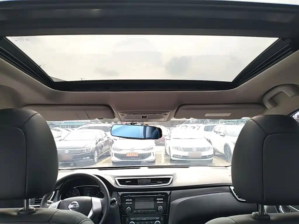 Nissan X-Trail — миниатюра 18