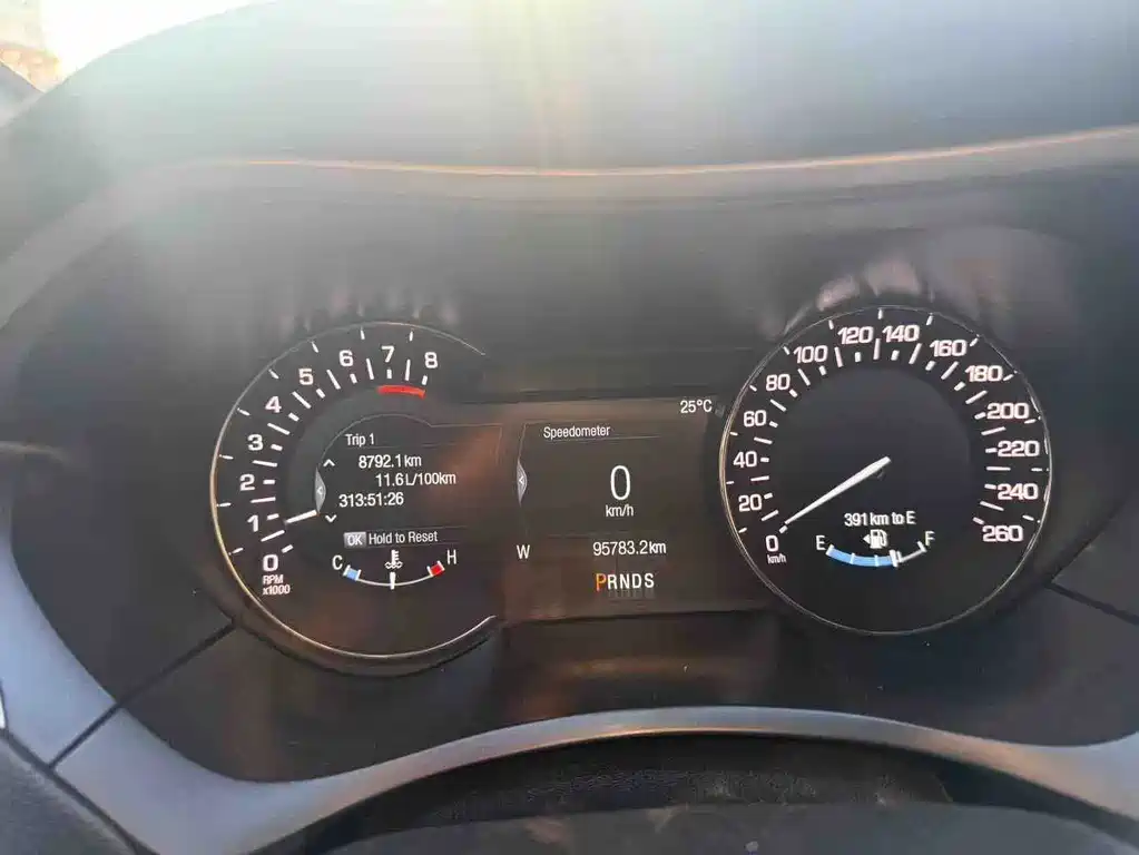 Lincoln MKZ — миниатюра 8