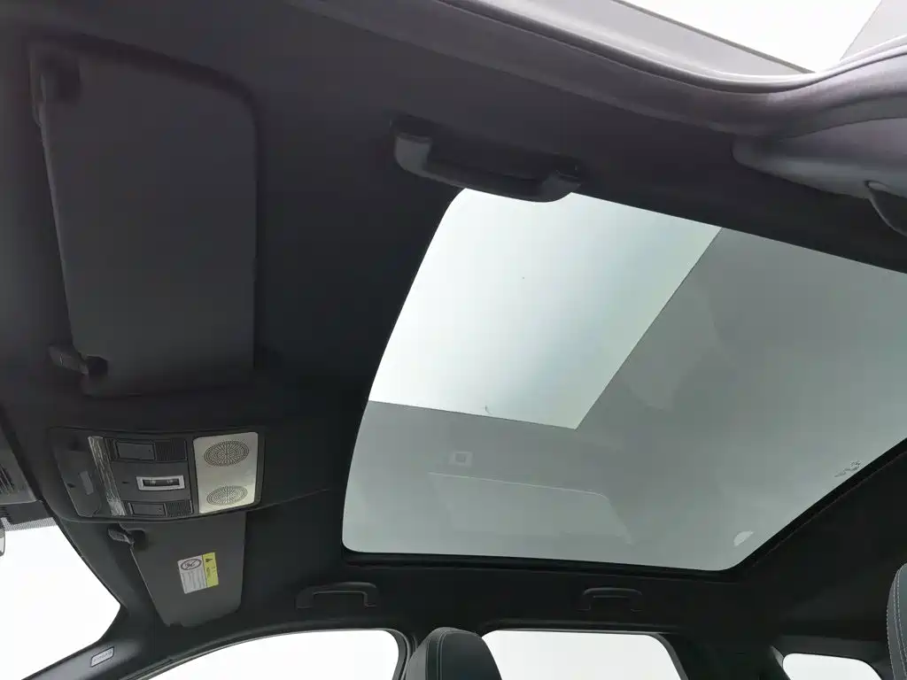Land Rover Discovery Sport — миниатюра 14