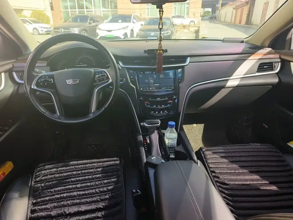Cadillac XTS — миниатюра 10