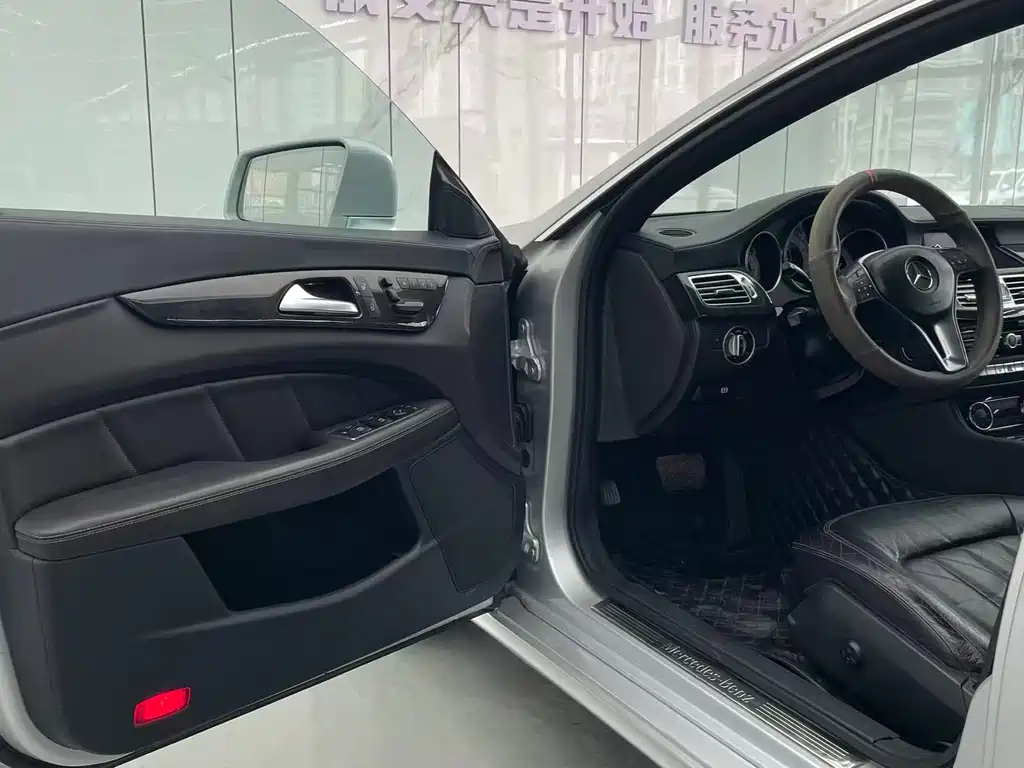 Mercedes-Benz CLS 2012 CLS 300 CGI