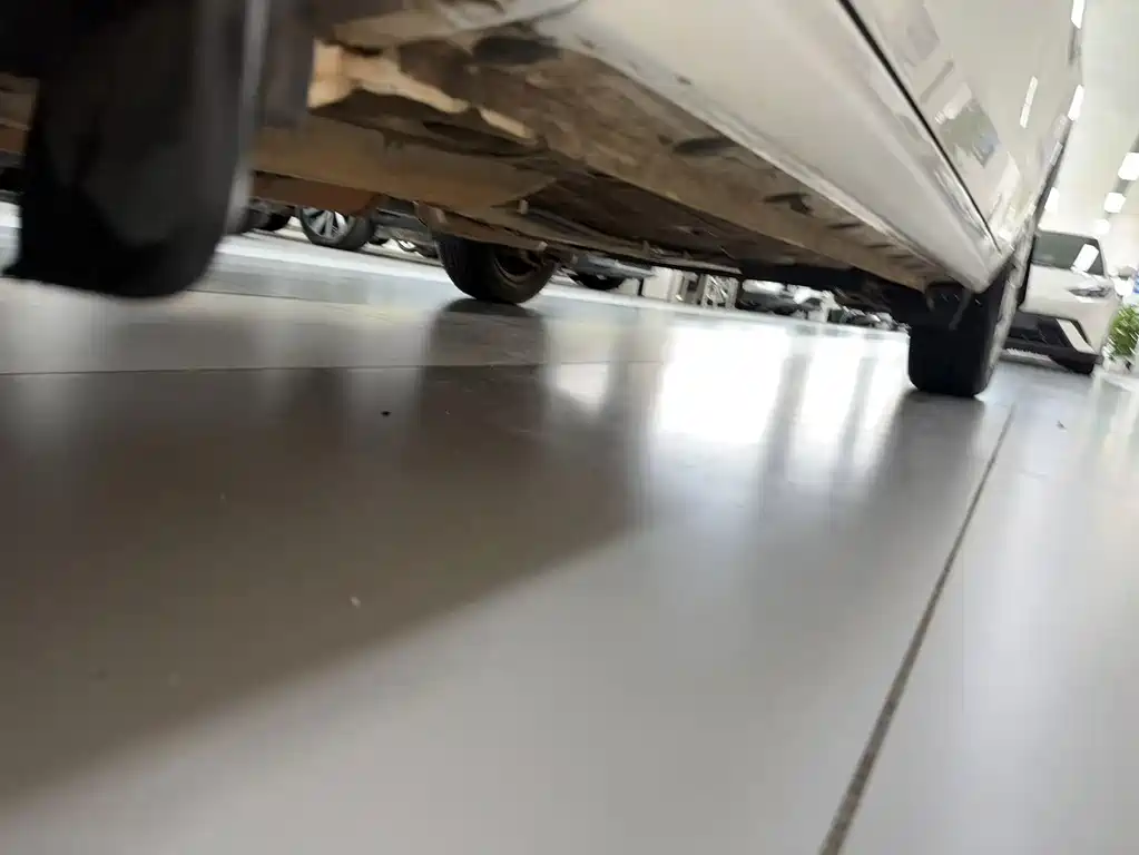 TOYOTA YARIS L ZHIXUAN