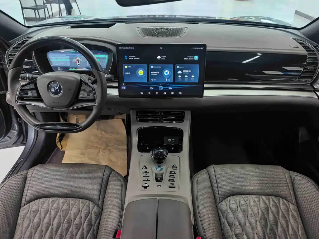 BYD Han — миниатюра 5