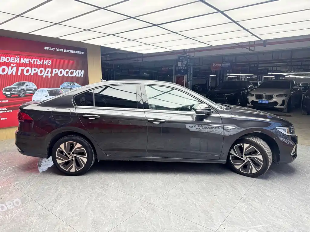 Volkswagen Bora — миниатюра 4