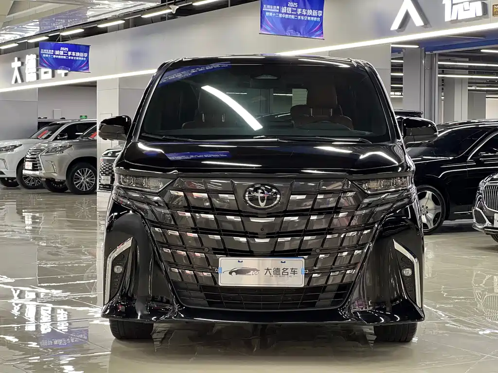 TOYOTA ELFA