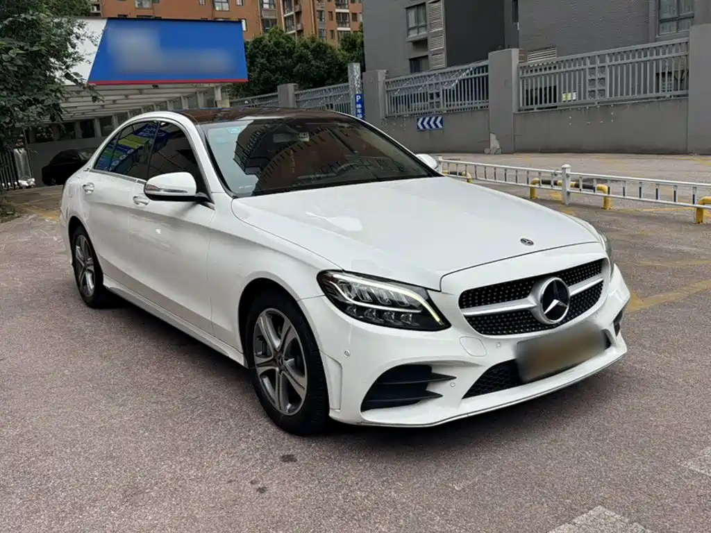 Mercedes-Benz C-Class — миниатюра 5
