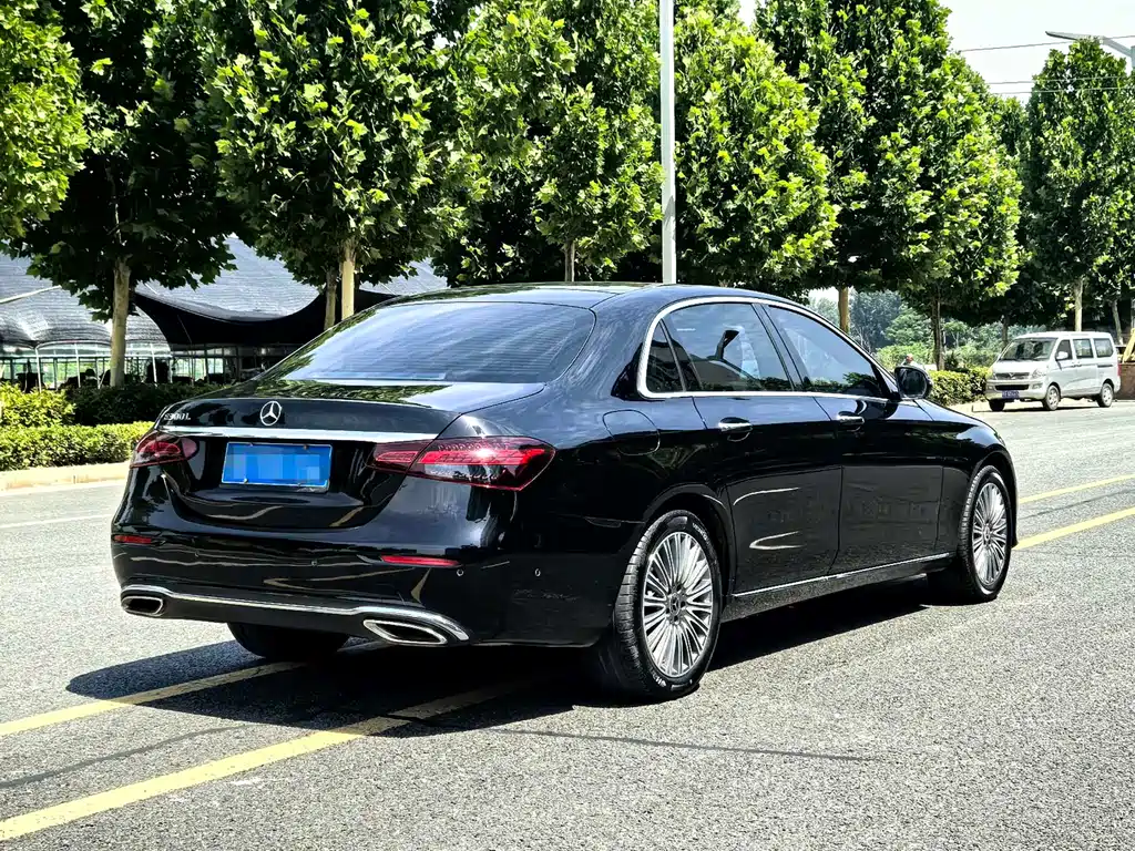 Mercedes-Benz E-Class E 2022 E 300 L Luxury