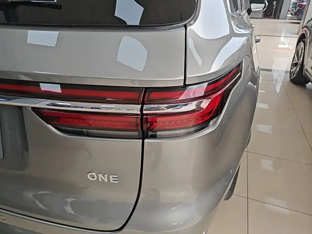 Li Auto Li ONE — миниатюра 8