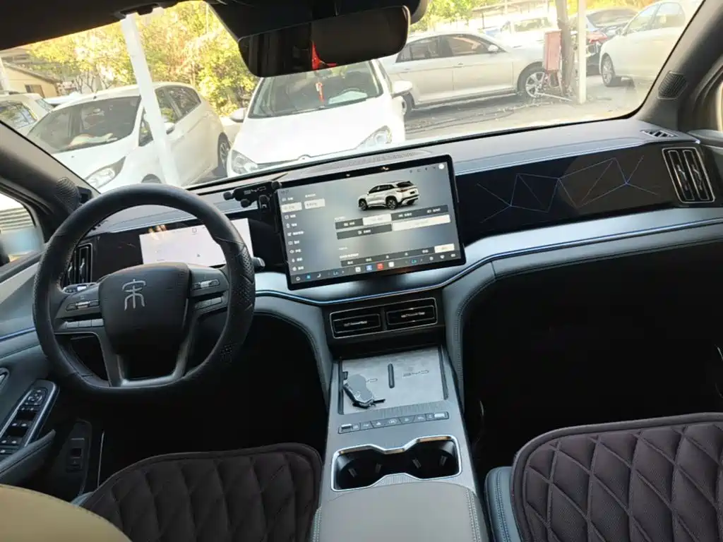 BYD L DM-i — миниатюра 10