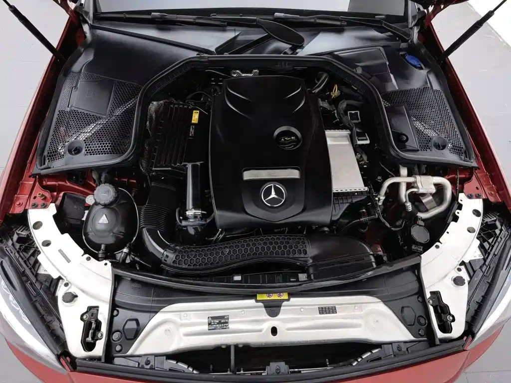 Mercedes-Benz C-Class — миниатюра 6