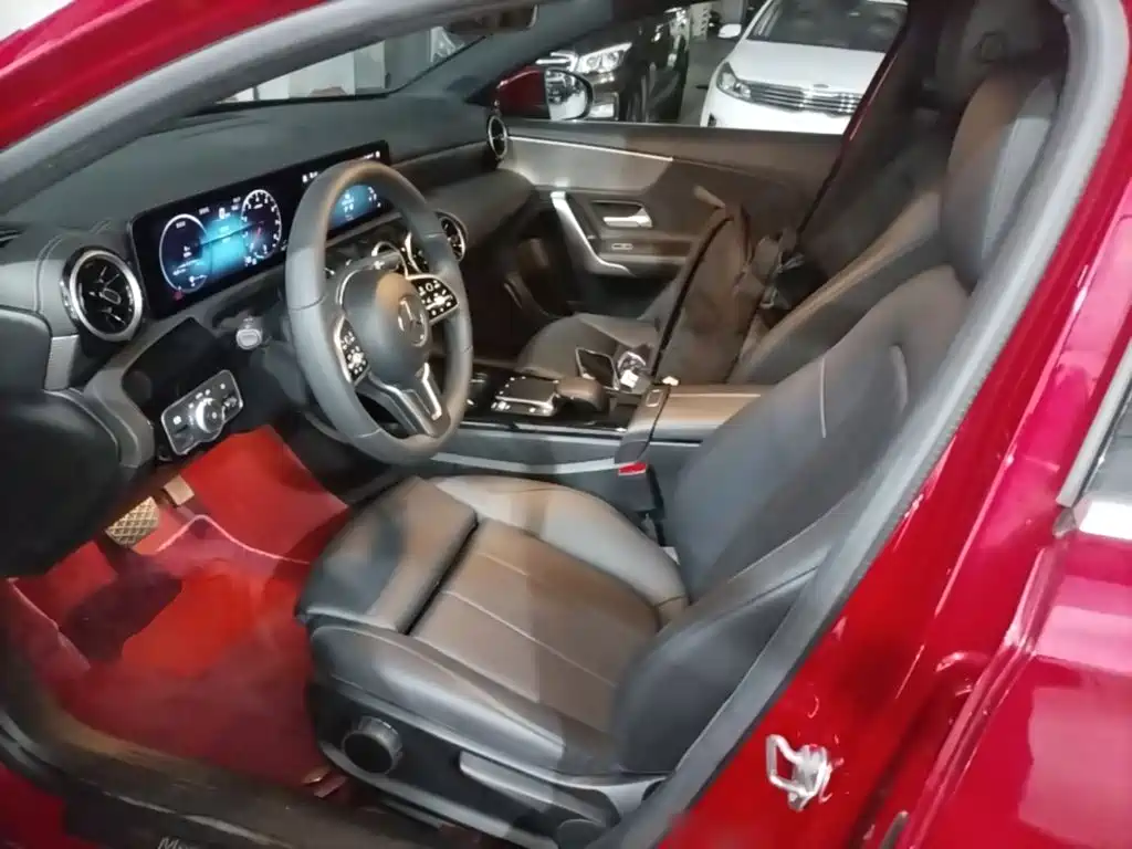 Mercedes-Benz A-Class — миниатюра 15
