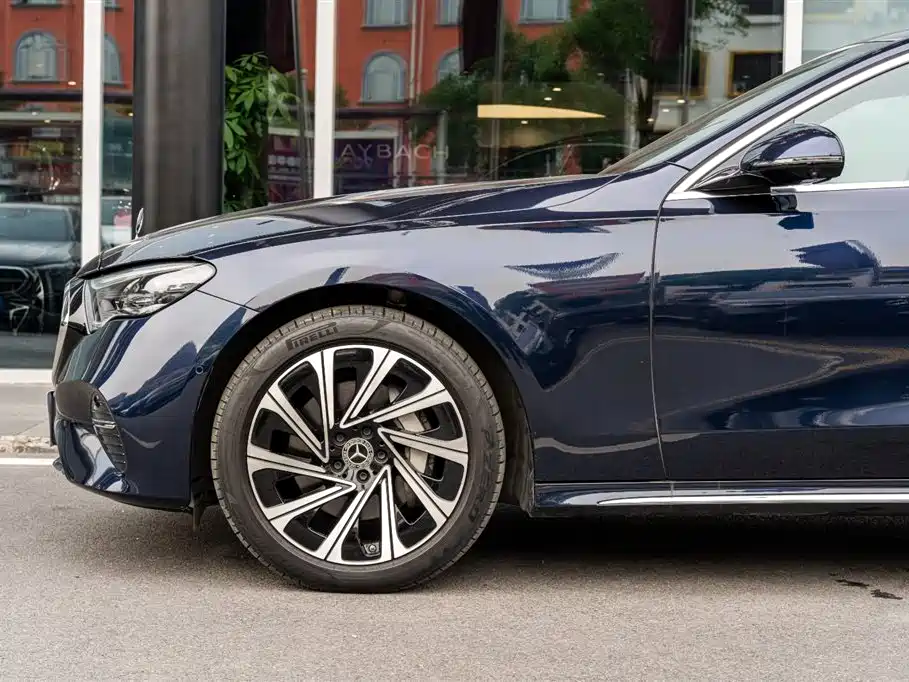 Mercedes-Benz E-Class E 2024 E 300 L Luxury